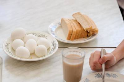 Японские медики советуют есть яйца и рыбу для долголетия