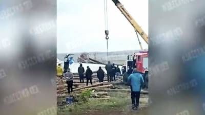 Очевидец сообщил об извлечении погибших из самолета L-410 в Татарстане