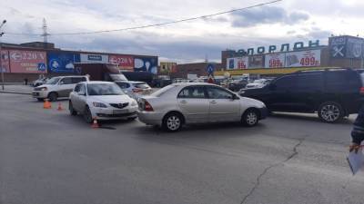 Трёхлетняя девочка пострадала в ДТП в Ленинском районе Новосибирска