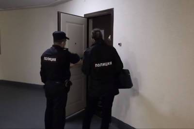 Полиция расселила «резиновую» квартиру на «Парнасе», в которой жили 12 нелегалов
