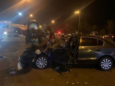 В Киеве столкнулись легковой автомобиль и маршрутка, пострадало шесть человек