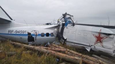 Падение самолета в России: названа возможная причина