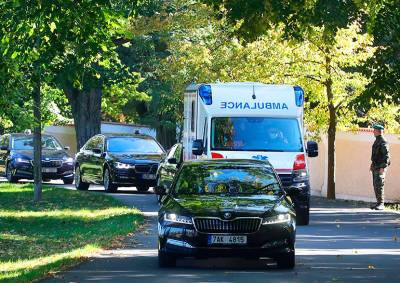 Президента Чехии госпитализировали на «скорой»