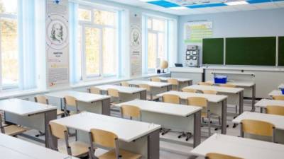 Власти Воронежа переводят школьников на дистанционное обучение