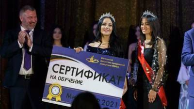 Конкурс красоты среди мигранток выиграла уроженка Узбекистана