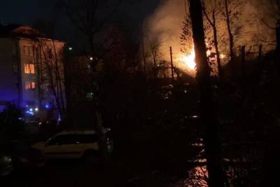 В центре Архангельска продолжается уничтожение деревянного квартала