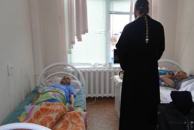 В больницах Костромы появятся священники