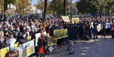 Бумеранг для Санду: Кишинев митингует, Гагаузия блокирует дороги