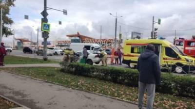 Авария дня. В Перми водитель «скорой» устроил смертельное ДТП (1 фото + 3 видео)