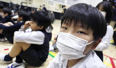 Гигиена и взаимное доверие: Япония остановила пандемию без насилия над гражданами