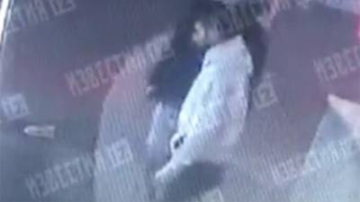 Фото толкнувшего женщину под автобус мужчины опубликовали в Сети