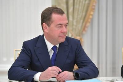 Медведев объяснил бессмысленность переговоров с Украиной