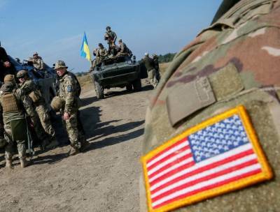 Америка продолжает нашпиговывать Украину свои оружием