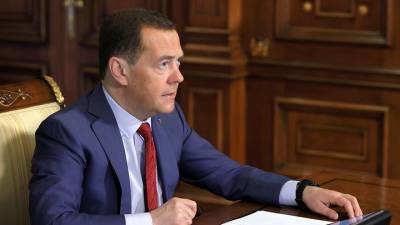 Медведев заявил, что необходимо дождаться «вменяемого руководства» на Украине
