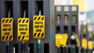 Полки магазинов в Великобритании опустели вслед за бензозаправками
