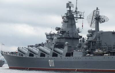 В Японском море прошли ракетные стрельбы крейсера «Варяг» и корабля «Адмирал Трибуц»