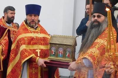 Российский меценат принес в дар Мурманской митрополии мощи священномученика