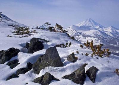 Поиски свердловского альпиниста на Ключевской сопке опять приостановили из-за непогоды