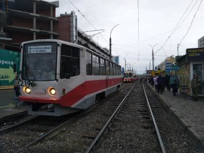 Более 50 автобусов, троллейбусов и трамваев в Новосибирске оборудовали валидаторами
