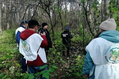 Томские волонтеры нашли труп во время уборки мусора