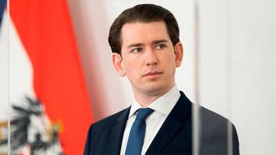 Канцлер Австрии ушел в отставку из-за коррупционного скандала
