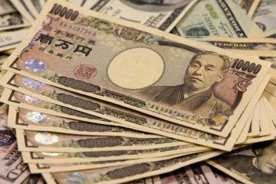 Nikkei вырос третий день подряд на фоне слабой иены