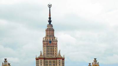 Гидрометцентр спрогнозировал облачную и теплую погоду в Москве