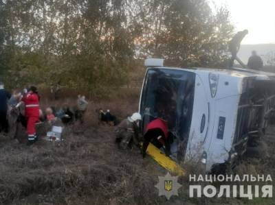 В Полтавской области перевернулся автобус. Пострадали 11 человек