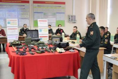 В Пермском военном институте проведено показное занятие по дисциплине "Организация связи"