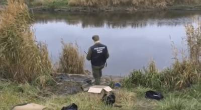 В реке под Петербургом нашли сумку со скелетом ребёнка