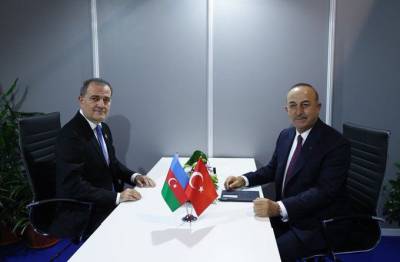 Главы МИД Азербайджана и Турции встретились в Белграде