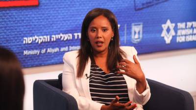 Пнина Тамано-Шата: "Более 2000 врачей хотят репатриироваться в Израиль"