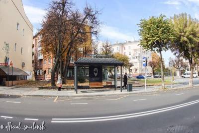 В центре Смоленска появились новые остановочные павильоны