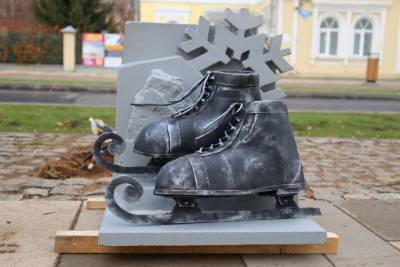 Пять новых скульптур появились рядом с площадью Свободы в Глазове (ФОТО)