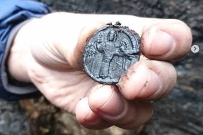 Княжескую печать начала XII века обнаружили псковские археологи