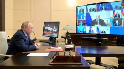 Путин предложил Совбезу обсудить взаимодействие РФ со странами СНГ