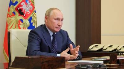 Путин объяснил причину своего кашля на совещании по АПК