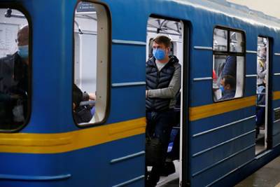 На Украине ужесточат ограничения для непривитых граждан