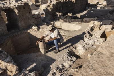 В Израиле археологи обнаружили древний винодельческий комплекс (ФОТО)