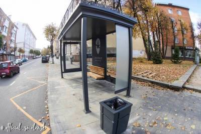 Новые остановочные павильоны появились на улицах в центре Смоленска