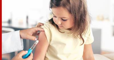 Стала известна возможная дата начала вакцинации детей от COVID-19