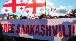 «Новая газета» объяснила снижение популярности Саакашвили в Грузии