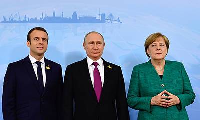Путин, Меркель и Макрон обсудили встречу в «нормандском формате»