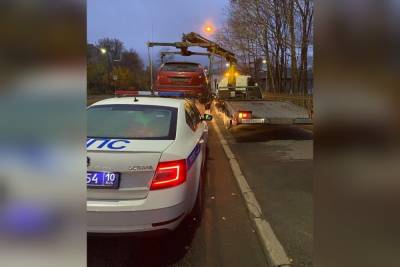 Из-за пьяных водителей в Петрозаводске случилось семь аварий