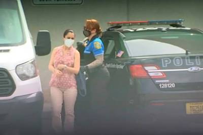 Беременную учительницу в Майами арестовали за секс с 15-летним подростком