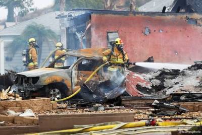 В США самолет упал на жилой район и мира - cursorinfo.co.il - США - county San Diego