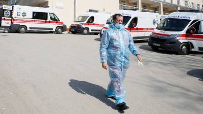 На Украине за сутки выявили почти 12 тысяч случаев коронавируса