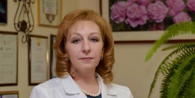 Главврач московской больницы №52 Марьяна Лысенко: Вакцинация подростков может начаться в 2022 году