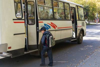 В Иванове детей высаживают из автобусов