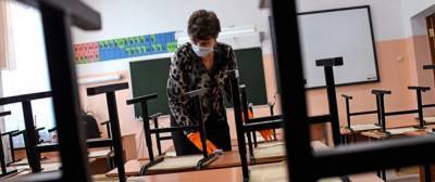 У севастопольских школьников из-за коронавируса каникулы будут длиться три недели